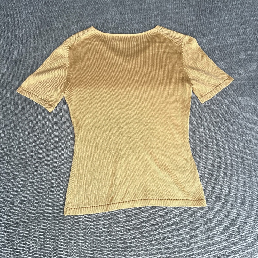 Saks Fifth Avenue Collection Knit Top Women Medium Gold Silk Short Sleeve V-Neck - Picture 2 of 8